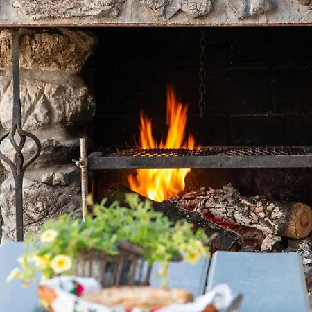 Bed & Breakfast Dunajec 3*